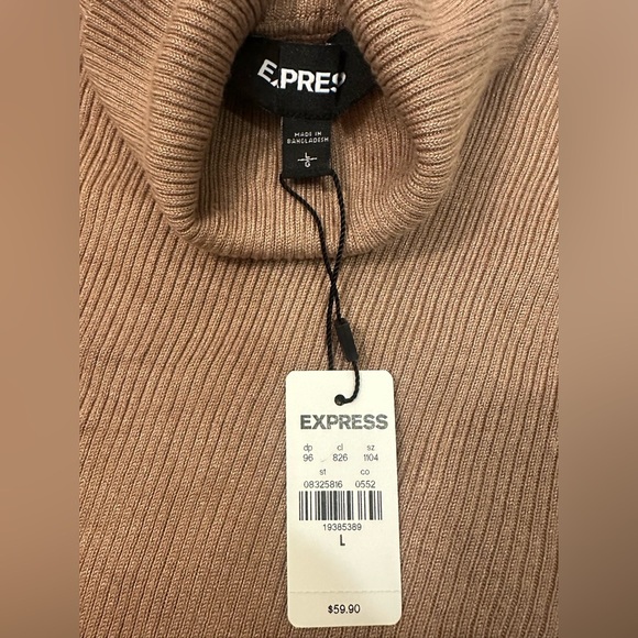 NWT EXPRESS Women's L Tan Turtleneck Sweater - Picture 3 of 3